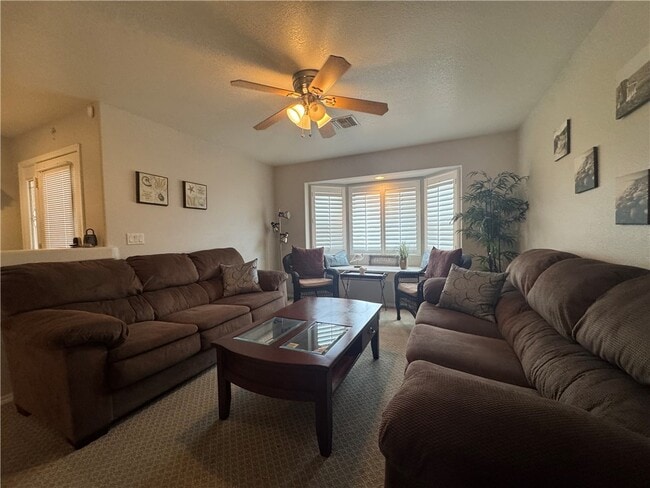 Photo - 726 Riverfront Dr