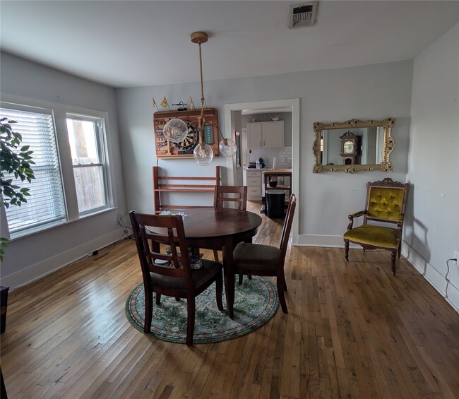 Photo - 4923 Leeland St