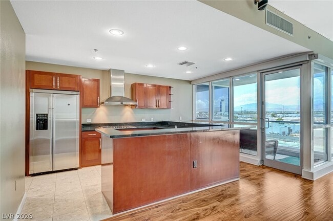 Photo - 4575 Dean Martin Dr Unit 806