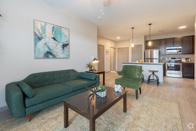 E - 2BR, 2BA - 988SF