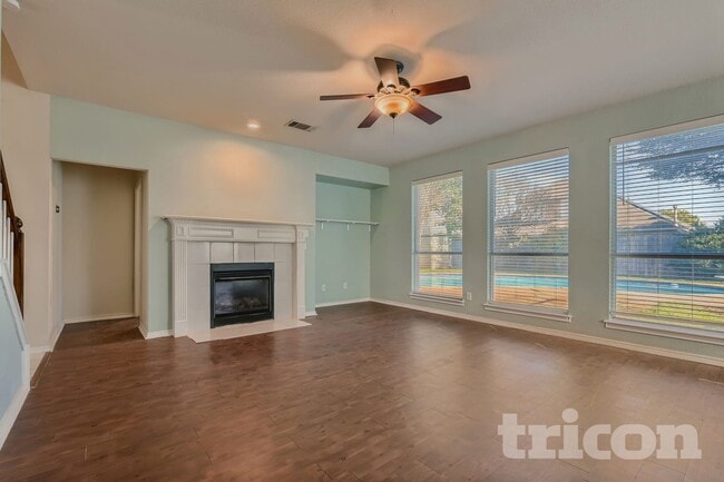 5816 Clear Creek Dr