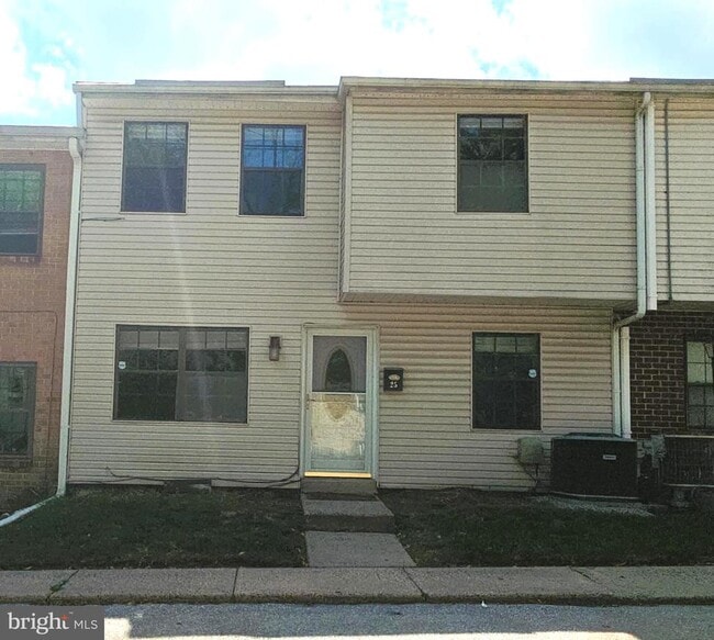 Photo - 25 Sawmill Run