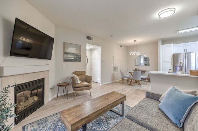 Photo - fully furnished, 1 bed, 1 bath condo in gated community Unit 1015