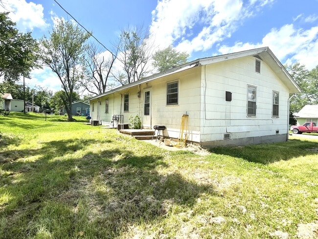 Photo - 610 Blair St