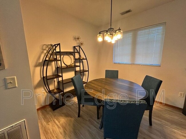 Photo - 6241 Holdrege St