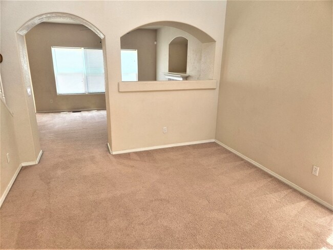 Photo - 796 Ridgebury Pl