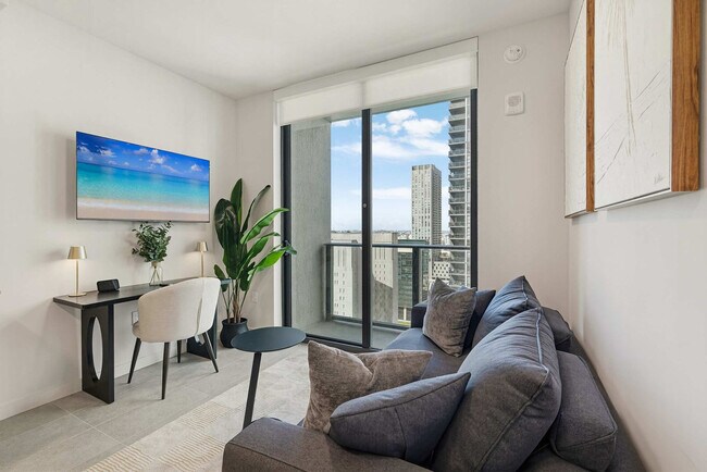 Photo - 121 NE 5th St Unit SI FL27-ID1505787P