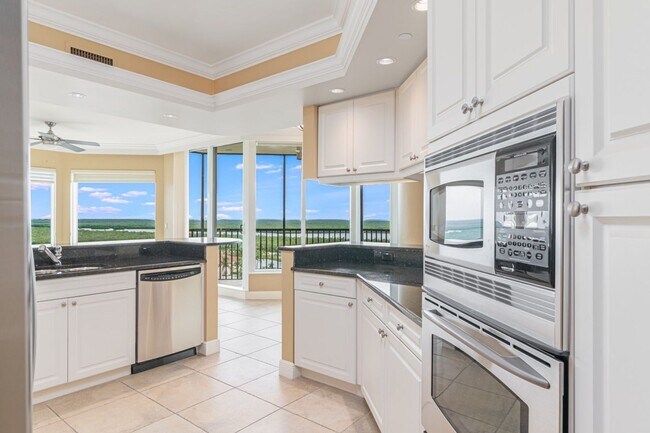 Photo - Aversana Unit 802