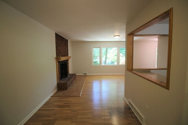 Photo - South AVL - 3/2 with Finished Basement!