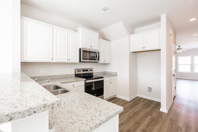 Photo - 151 Highland Park Ct