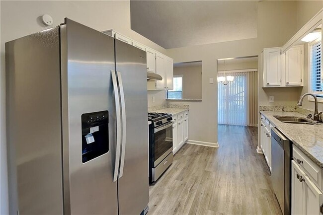 Photo - 1809 River Rock Trail