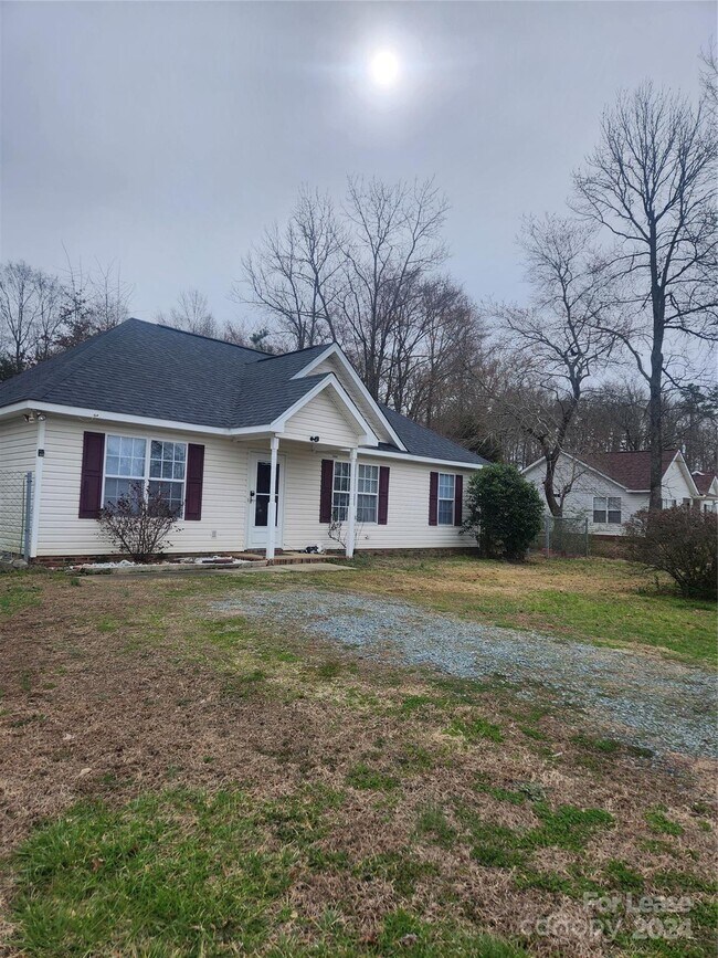 7106 Windsong Way Rental House Rental in Wingate, NC