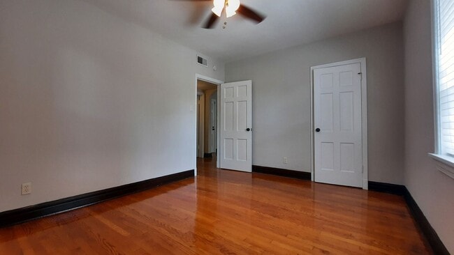 Photo - 1019 Sanford Ave