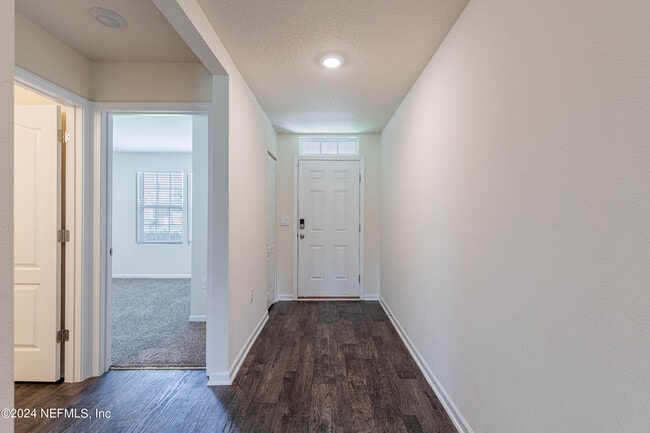 Photo - 3474 Cliffside Way