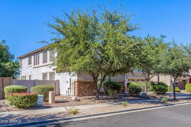 Photo - 18546 E Oak Hill Ln