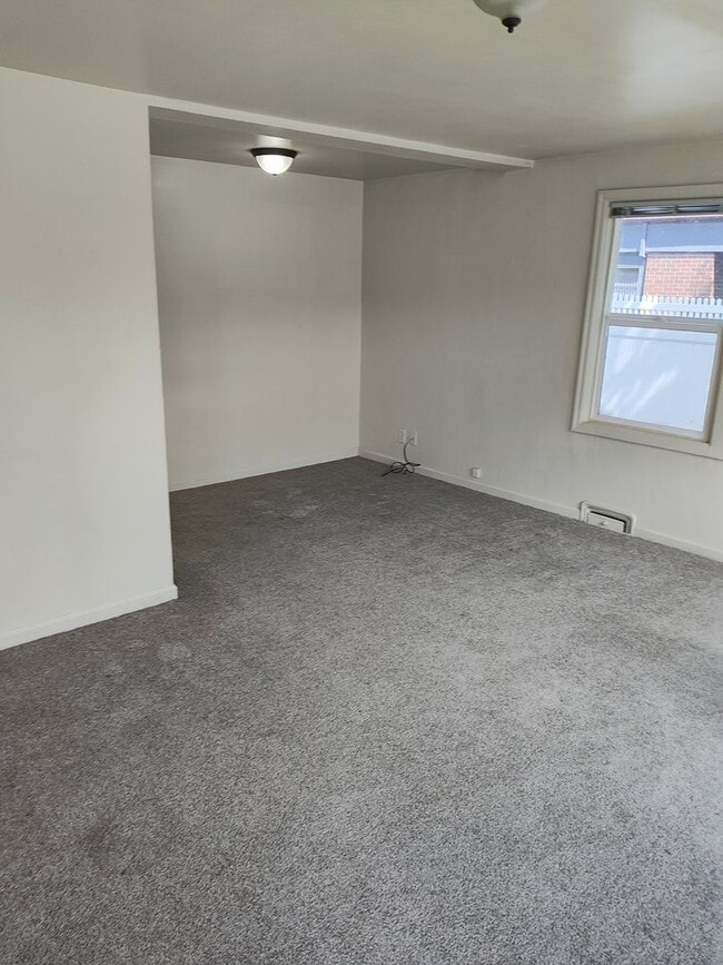 Photo - 4BR/2BA House only $1995/month!!!