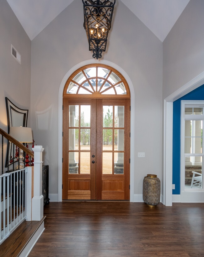 Photo - 621 Country Creek Ln