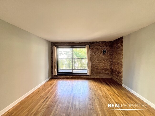 Photo - 1220 N LaSalle