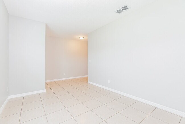 Photo - 3722 Brambly Ave
