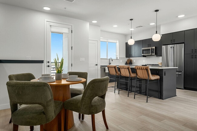 Navona-0625-MM-Townhome-dining and study-1 - Navona