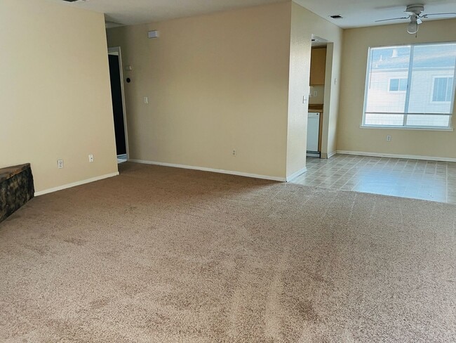 Photo - Nice and Cozy Upstairs Triplex Unit Unit 8947