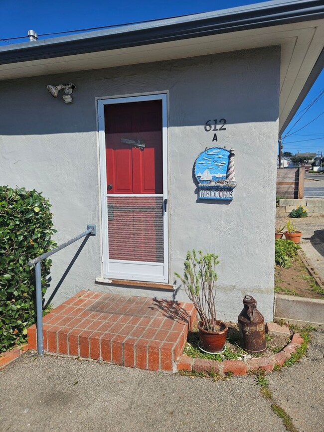 Building Photo - 612 Bernardo Ave Unit A