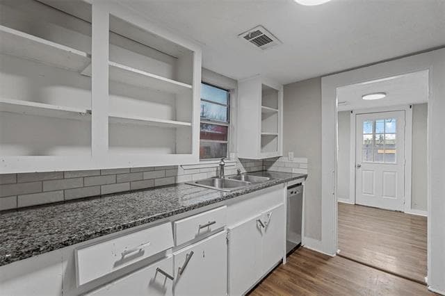 Photo - 906 E Houston St