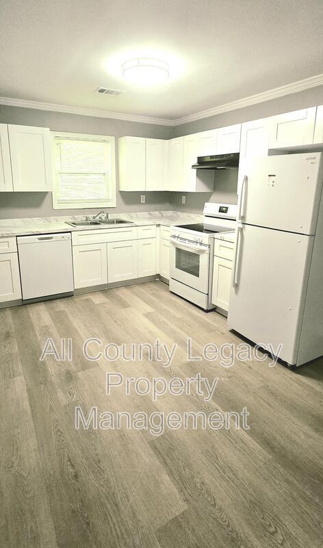 700 Rosehip Ln Unit A