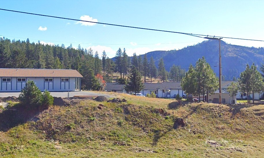 Photo - 466 Thornton Dr