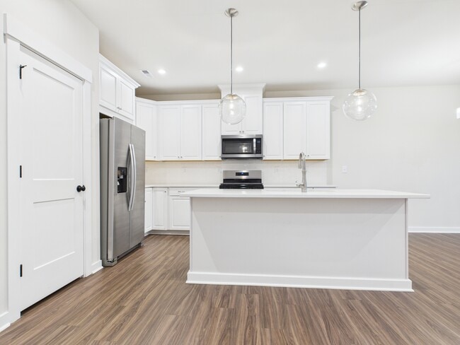 Photo - 9529 Munsing Dr