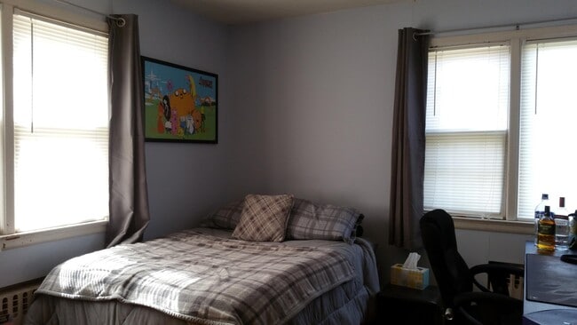 Photo - 84 S Manheim Blvd