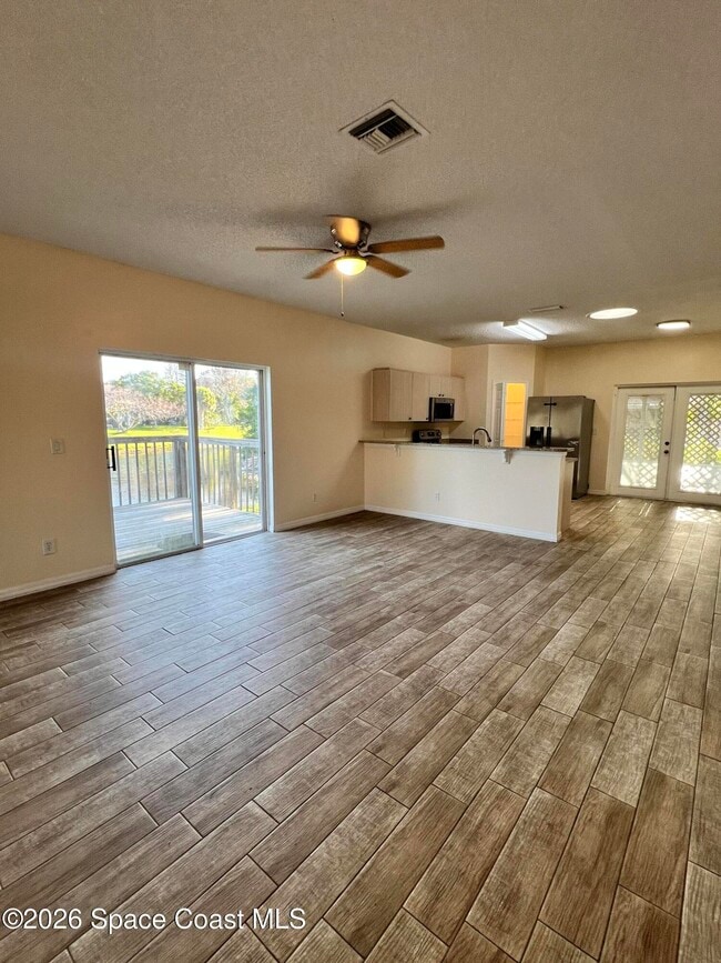 Photo - 957 Bimini Ave