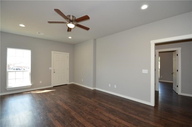 Photo - 311 Copper Oaks Dr