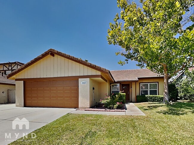 Building Photo - 4423 Honeycomb Dr Rental