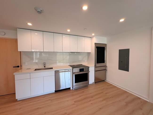 Photo - The Loren at King Street