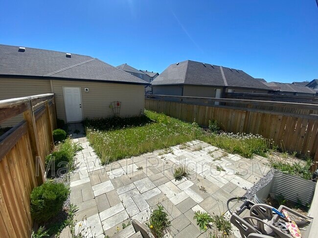 Photo - 315 Desrochers Blvd SW