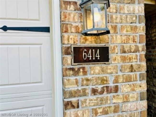 6414 Huntington Ct