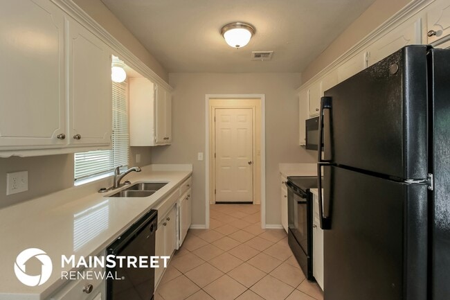 Photo - 8816 NW 82nd St