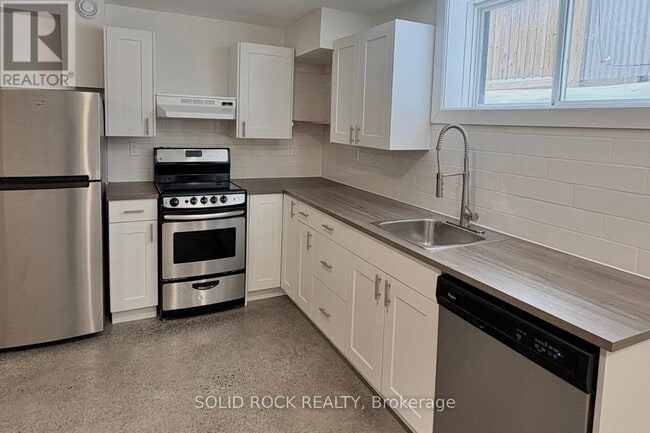 Photo - 228 Glynn Ave