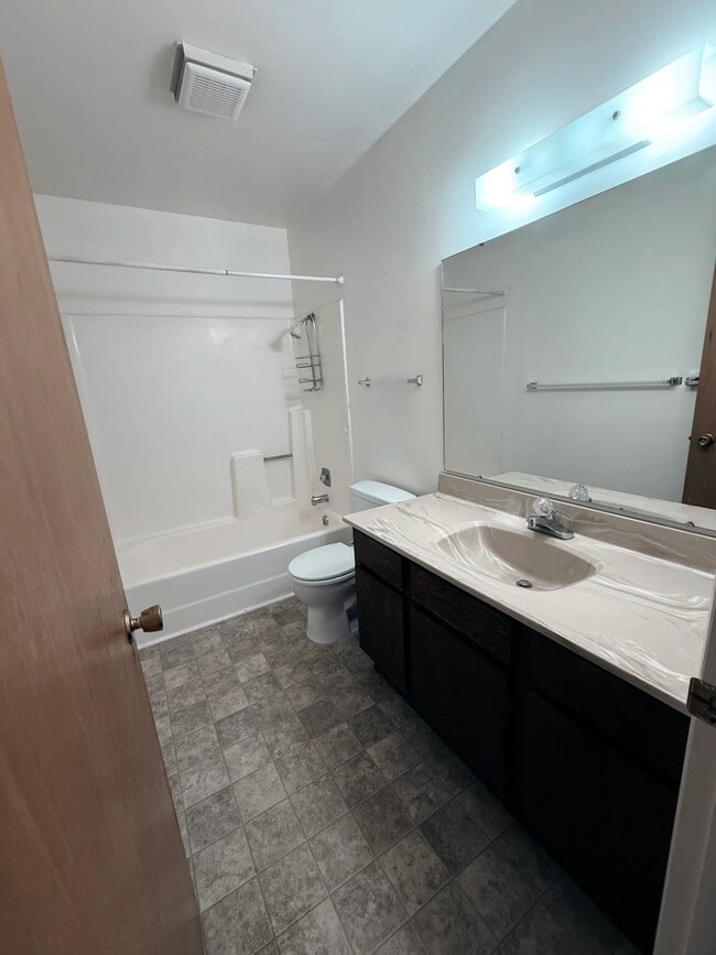 Photo - 1216 W Montana St Unit 3