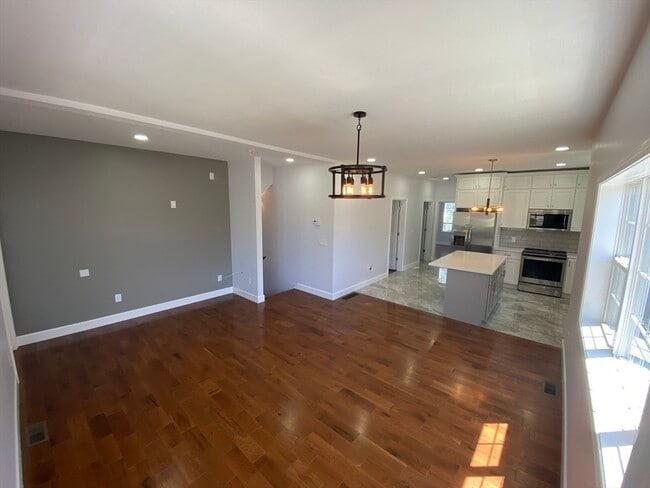 Photo - 1472 Somerset Ave Unit 1