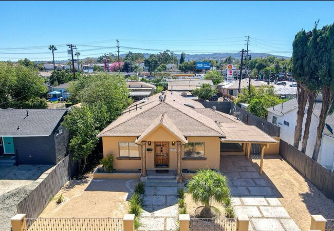 Building Photo - 17652 Martha St Rental