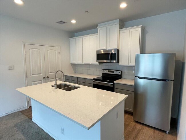 Photo - 112 Kelly St