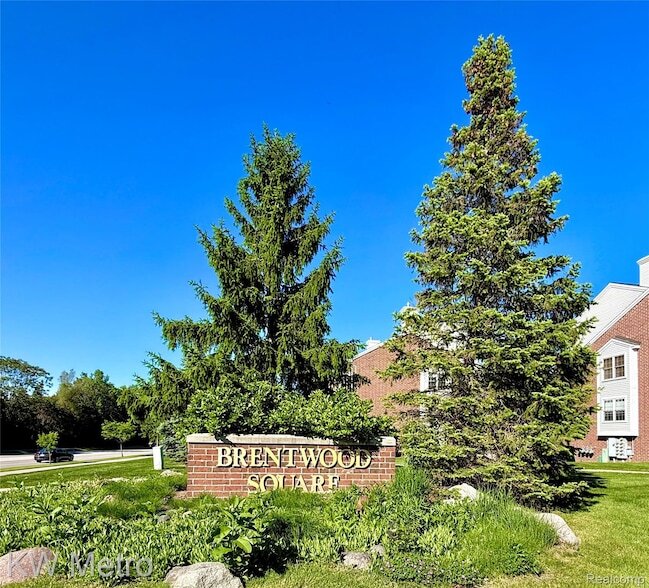 1870 Lindsay Ln Unit 49