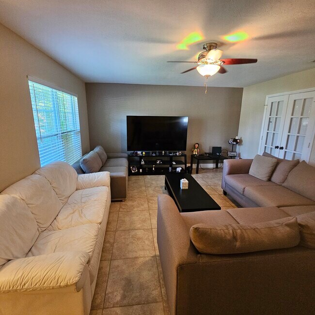 Photo - 652 102nd Ave N