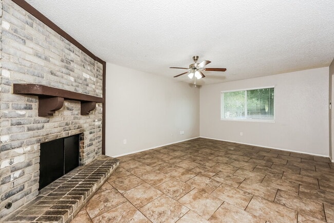1522 Sunset Ln