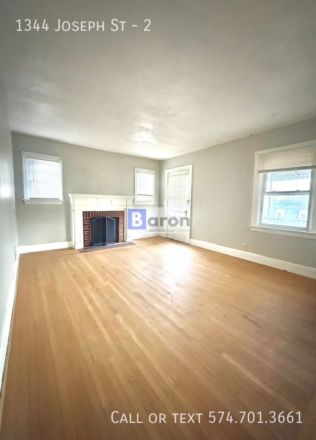 Building Photo - 1344 Joseph St Unit 2