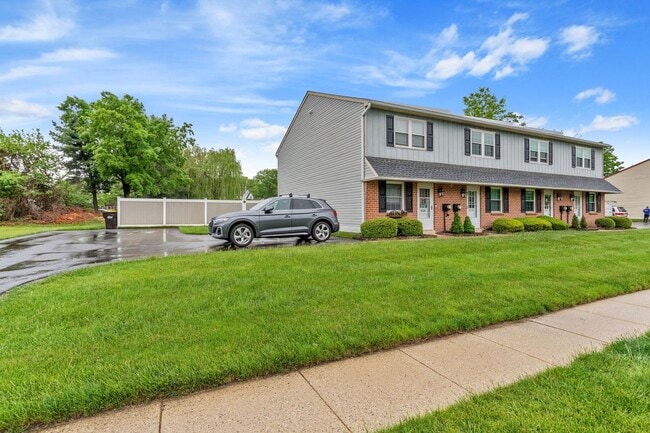 Photo - 4536 Rosemarie Dr