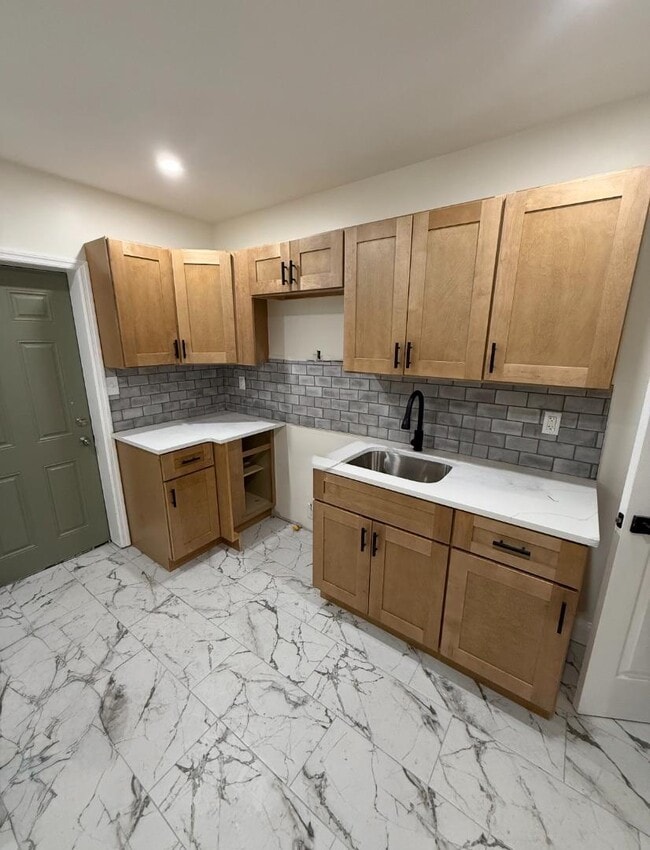 Photo - 1335 Morton St