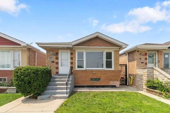 Building Photo - Move-In Ready 3Br 2Ba